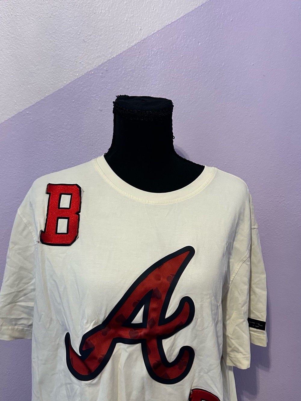 MLB Cream Short Sleeve Tee with Red Graphic A